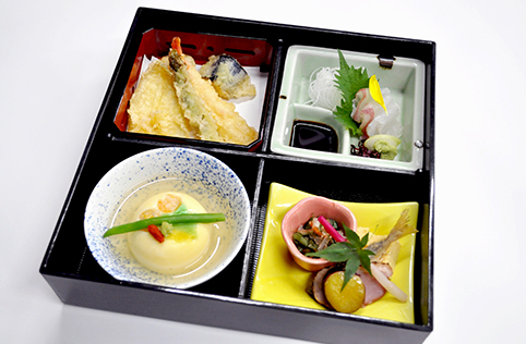 団体昼食
